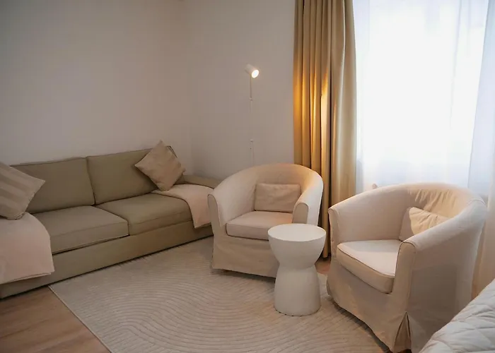 Moonrooms: Cityapartment 1 -